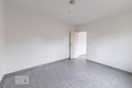 Quarto de casa para alugar com 1 quarto, 55m² em Vila Santa Clara, São Paulo