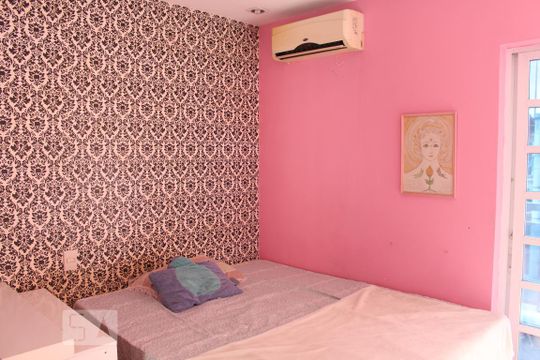 Quarto 1 de casa à venda com 6 quartos, 300m² em Tanque, Rio de Janeiro