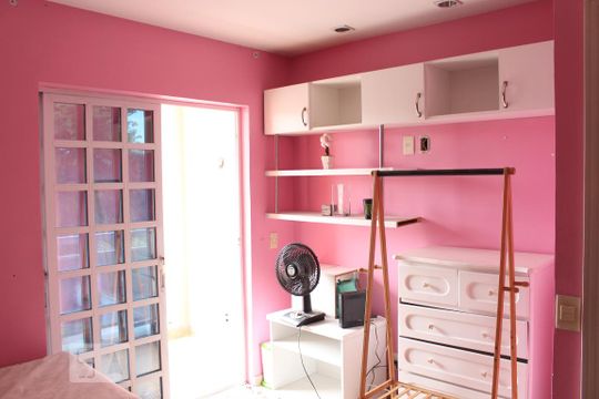 Quarto 1 de casa à venda com 6 quartos, 300m² em Tanque, Rio de Janeiro