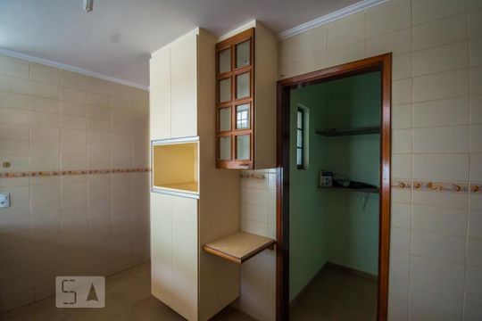 Cozinha de casa à venda com 3 quartos, 350m² em Jardim das Paineiras, Campinas