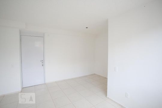 Sala de apartamento para alugar com 2 quartos, 60m² em Curicica, Rio de Janeiro