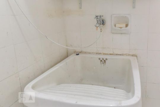 Área de Serviço de apartamento para alugar com 3 quartos, 177m² em Jardim Paulista, São Paulo
