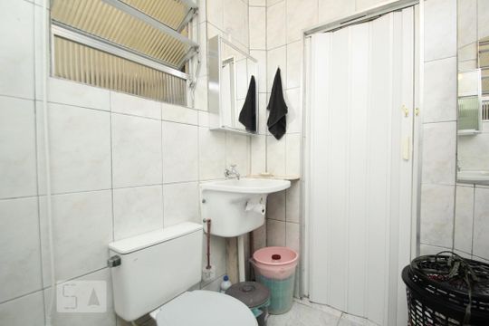 Banheiro de apartamento à venda com 1 quarto, 30m² em Centro, Rio de Janeiro