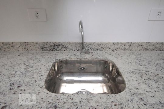 Cozinha de kitnet/studio à venda com 1 quarto, 25m² em Bela Vista, São Paulo