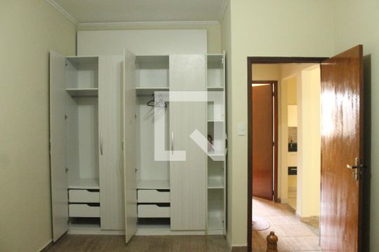 Quarto 1 de casa para alugar com 2 quartos, 130m² em Jardim Capivari, Campinas