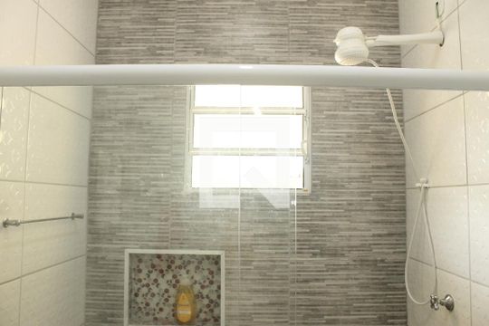 Banheiro 1 de casa para alugar com 2 quartos, 130m² em Jardim Capivari, Campinas