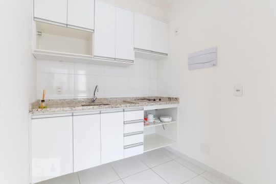 Cozinha de kitnet/studio à venda com 1 quarto, 26m² em Centro, São Paulo
