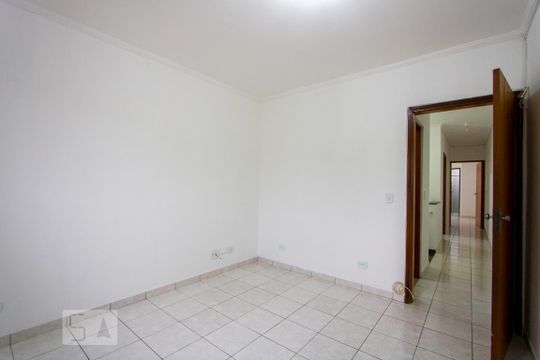 Quarto 2 de casa para alugar com 3 quartos, 109m² em Jardim Las Vegas, Santo André