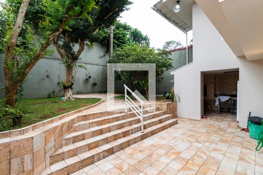 Quintal de casa à venda com 4 quartos, 348m² em Jardim da Saúde, São Paulo