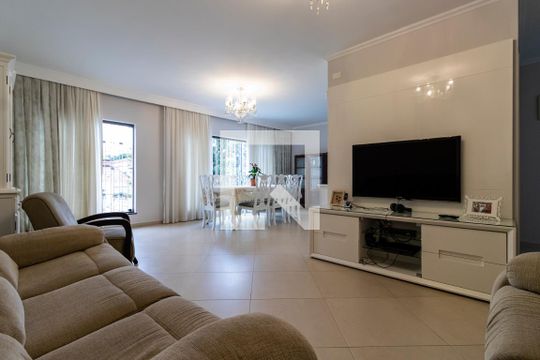 Sala de casa à venda com 4 quartos, 348m² em Jardim da Saúde, São Paulo