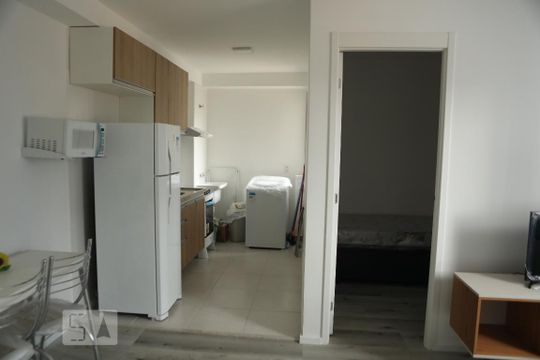Sala de apartamento para alugar com 2 quartos, 37m² em Liberdade, São Paulo
