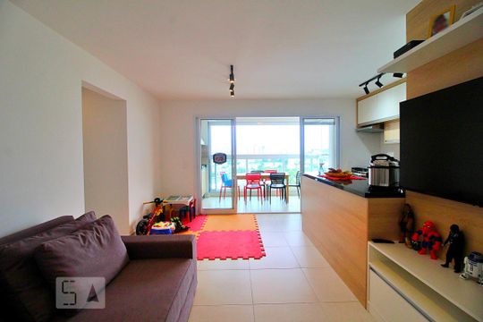 Sala de apartamento à venda com 2 quartos, 83m² em Parque Bandeirante, Santo André