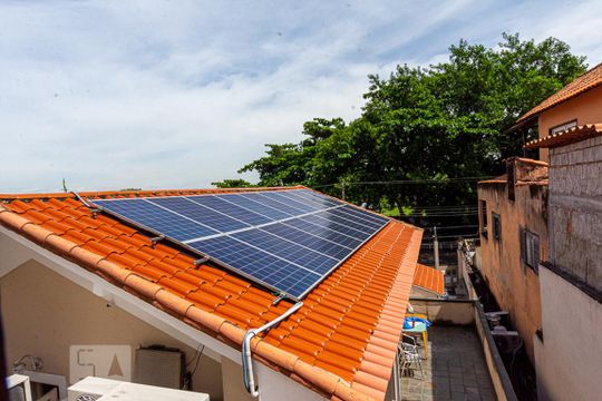 Casa à venda com 13 quartos, 700m² em São Domingos, Niterói