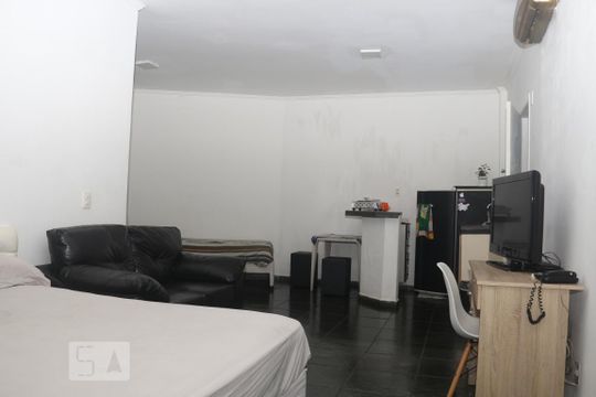 Apartamento para alugar com 1 quarto, 55m² em Itararé, São Vicente