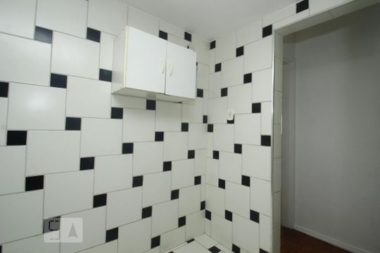 Cozinha de apartamento para alugar com 2 quartos, 50m² em Laranjeiras, Rio de Janeiro