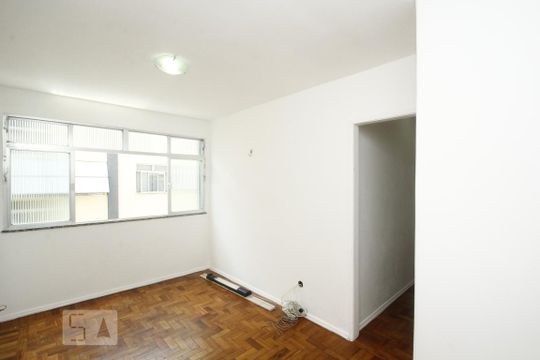 Apartamento para alugar com 2 quartos, 50m² em Laranjeiras, Rio de Janeiro