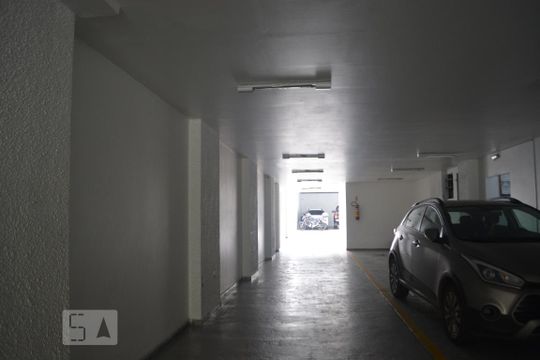 Garagem de apartamento para alugar com 3 quartos, 140m² em Jardim Carioca, Rio de Janeiro