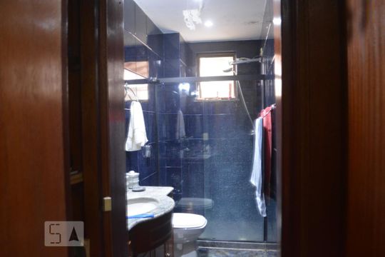 Banheiro da Suíte de apartamento para alugar com 3 quartos, 140m² em Jardim Carioca, Rio de Janeiro