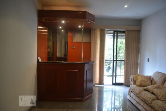 Sala de Estar de apartamento para alugar com 3 quartos, 140m² em Jardim Carioca, Rio de Janeiro