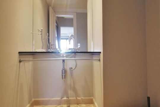 Lavabo de apartamento para alugar com 4 quartos, 370m² em Paraíso do Morumbi, São Paulo