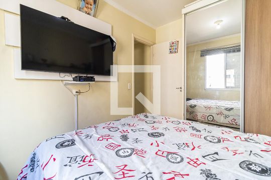 Quarto 2 de apartamento para alugar com 2 quartos, 48m² em Parque Bristol, São Paulo
