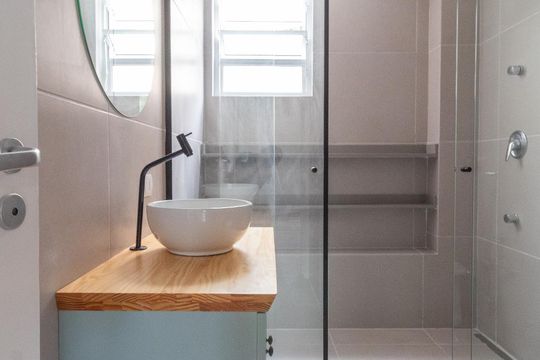 Banheiro da suíte de apartamento à venda com 3 quartos, 110m² em Cerqueira César, São Paulo