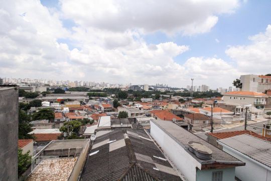Vista Quarto 1 de casa para alugar com 4 quartos, 280m² em Vila Arcádia, São Paulo