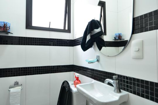 Lavabo de casa à venda com 4 quartos, 450m² em Vila do Bosque, São Paulo