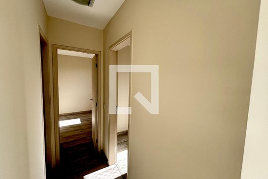 Corredor de apartamento à venda com 2 quartos, 51m² em Cidade Patriarca, São Paulo