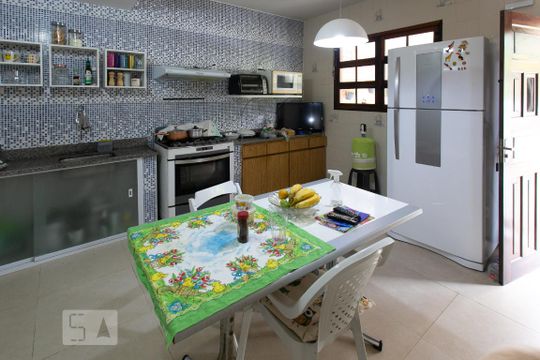 Cozinha de casa à venda com 3 quartos, 732m² em Vargem Pequena, Rio de Janeiro