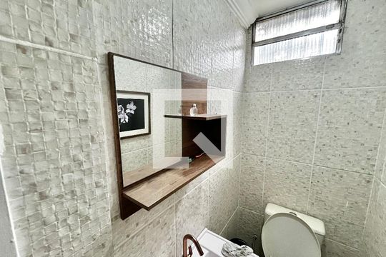 Lavabo de casa para alugar com 5 quartos, 200m² em Jardim São Paulo(zona Norte), São Paulo