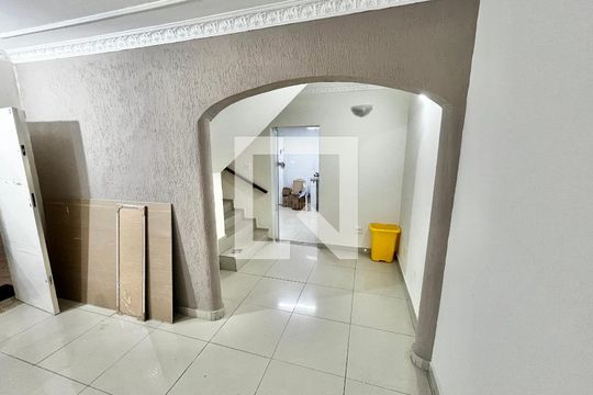 Sala de casa para alugar com 5 quartos, 200m² em Jardim São Paulo(zona Norte), São Paulo