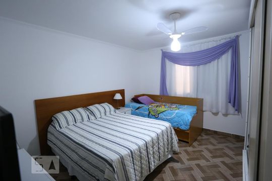 Quarto de casa à venda com 2 quartos, 139m² em Jardim Danfer, São Paulo