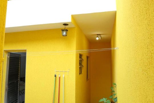 Corredor de casa à venda com 2 quartos, 139m² em Jardim Danfer, São Paulo