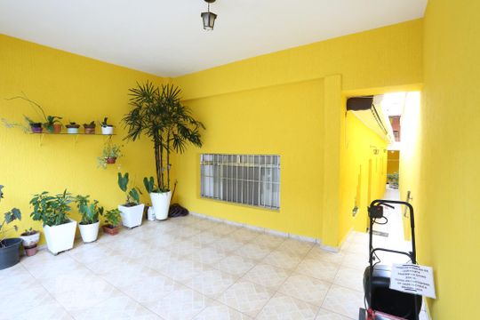 Garagem de casa à venda com 2 quartos, 139m² em Jardim Danfer, São Paulo