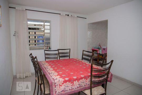 Casa à venda com 6 quartos, 370m² em Centro, Diadema