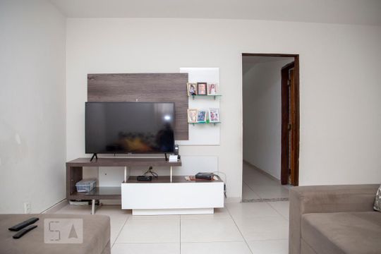 Casa à venda com 6 quartos, 370m² em Centro, Diadema