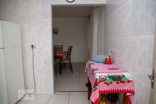 Casa à venda com 6 quartos, 370m² em Centro, Diadema