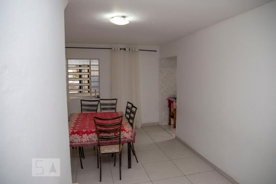 Casa à venda com 6 quartos, 370m² em Centro, Diadema