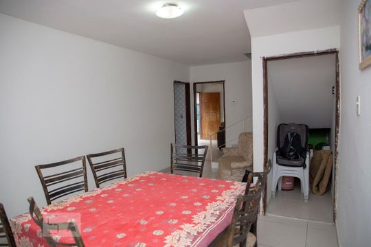Casa à venda com 6 quartos, 370m² em Centro, Diadema