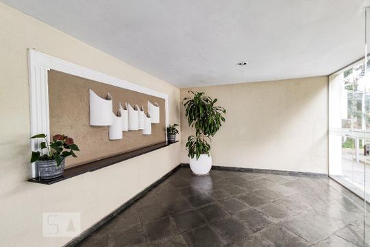 Hall de Entrada de apartamento para alugar com 2 quartos, 65m² em Jabaquara, São Paulo