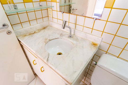 Banheiro Social de apartamento para alugar com 2 quartos, 65m² em Jabaquara, São Paulo