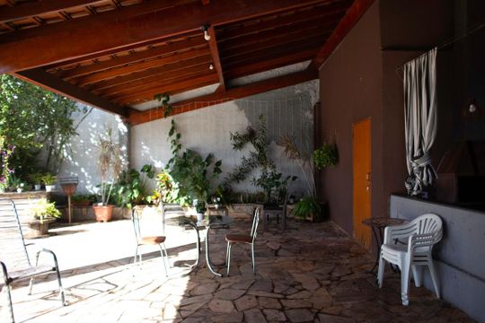 Área Externa de casa para alugar com 4 quartos, 300m² em Vila Monte Alegre, Ribeirão Preto