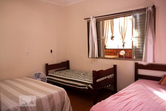 Quarto de casa para alugar com 4 quartos, 300m² em Vila Monte Alegre, Ribeirão Preto