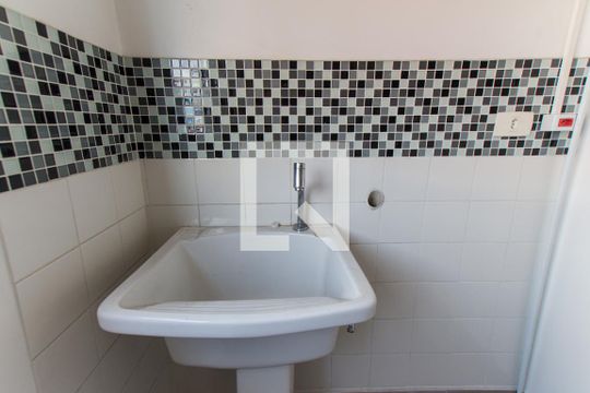 Área de Serviço de apartamento para alugar com 2 quartos, 77m² em Vila Isolina Mazzei, São Paulo