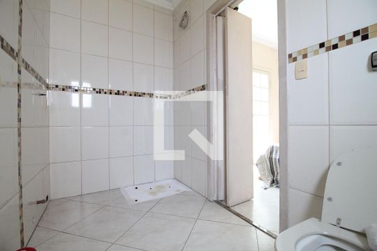 Banheiro da Suíte de casa à venda com 4 quartos, 300m² em Jardim Brasília (zona Leste), São Paulo