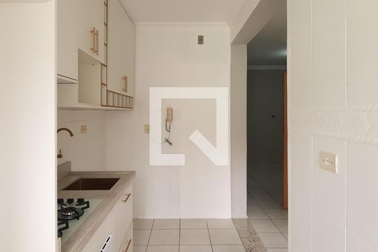 Cozinha e Área de Serviço de apartamento para alugar com 2 quartos, 40m² em Vila Jerusalem, São Bernardo do Campo