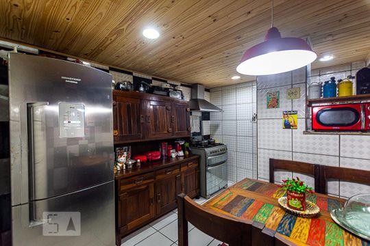 Cozinha  de casa à venda com 3 quartos, 140m² em Fonseca, Niterói