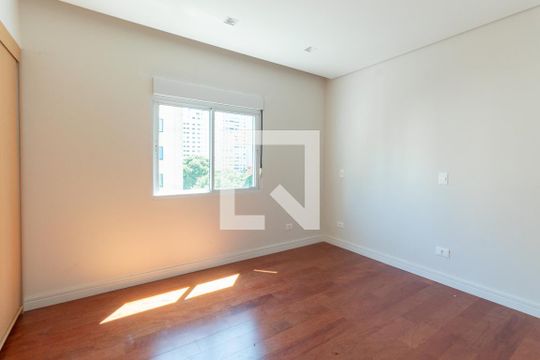 Quarto de apartamento à venda com 2 quartos, 140m² em Cerqueira César, São Paulo