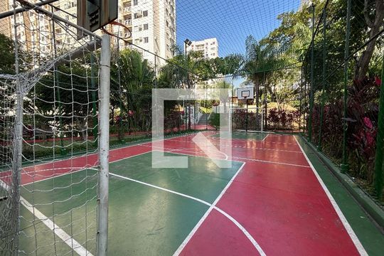 Área comum de apartamento para alugar com 2 quartos, 52m² em Del Castilho, Rio de Janeiro